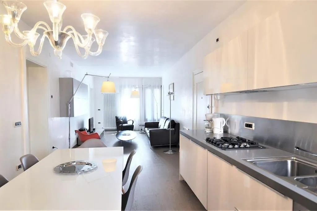 Stylish Apartment 100 Meters From San Marco Square Venecia