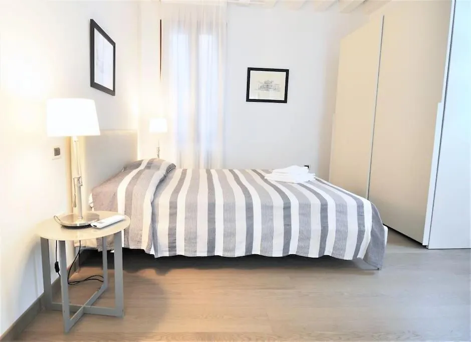 Stylish Apartment 100 Meters From San Marco Square Venecia
